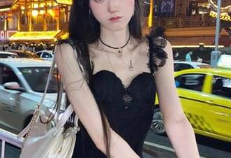 Kitkat Cosplay带你走进她的爱宕私房世界，原图尽显她的不完美与真实